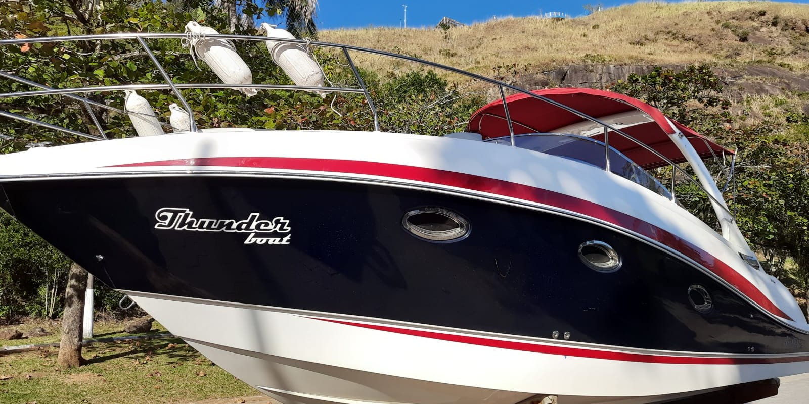 Aluguel de Lancha Maxima Yachts em São Sebastião