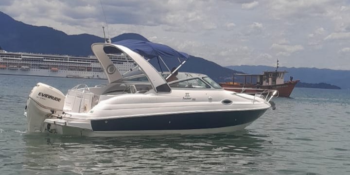 Aluguel de Lancha Focker 255 em São Sebastião