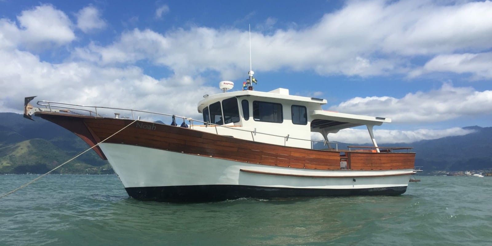 Aluguel de Barco em São Sebastião