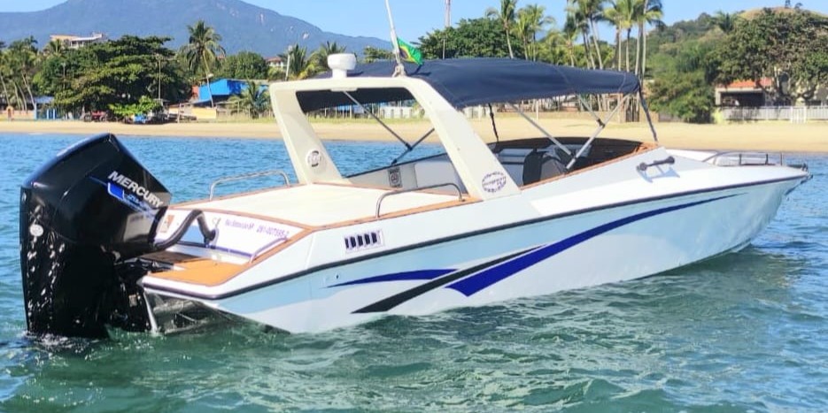 Aluguel de Lancha Magnum em São Sebastião