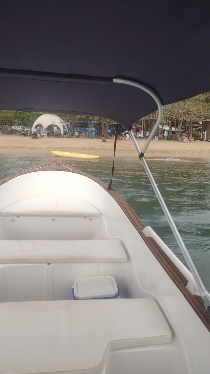 Foto da embarcação